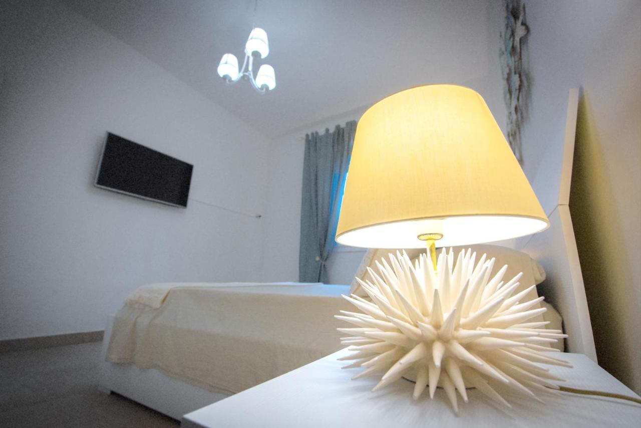 Villa Etoile - Charme & Relax With Pool Avola Bagian luar foto